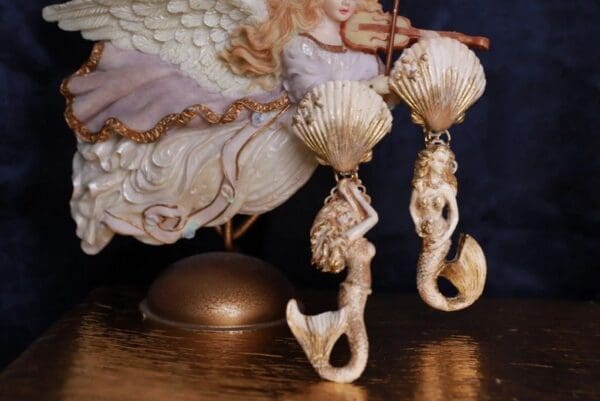 SOLD! 9810 Nautical Faced Mermaids Vintage Style Hand Painted Earrings - Image 2