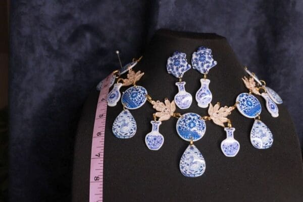 SOLD! 9837 Necklace + Earrings Sicilian Porcelain Print Acrylic Set - Image 6