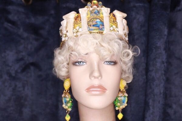 SOLD! 9842 Italian Taormina Cameo Bee Lemon Earrings - Image 4