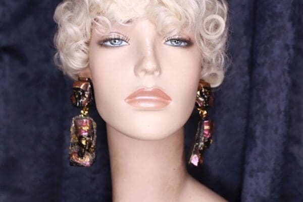 SOLD! 9844 Egyptian Revival Pharaoh Nefertiti Earrings - Image 5