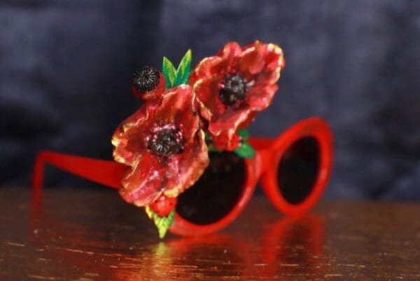 SOLD! 9850 Baroque Poppy Flower Embellished Sunglasses - Image 4