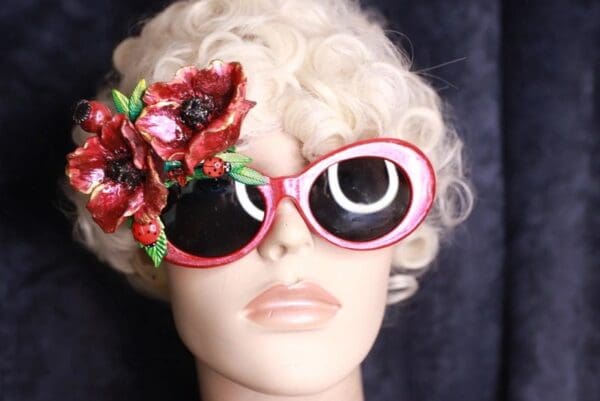 SOLD! 9850 Baroque Poppy Flower Embellished Sunglasses - Image 6