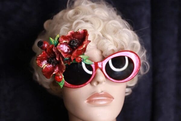 SOLD! 9850 Baroque Poppy Flower Embellished Sunglasses - Image 3