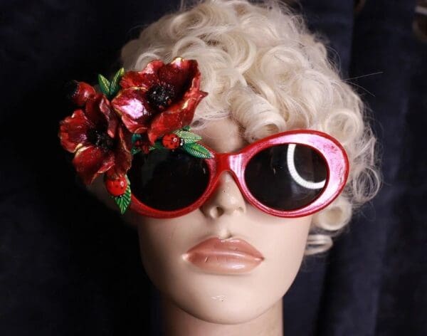 SOLD! 9850 Baroque Poppy Flower Embellished Sunglasses - Image 2