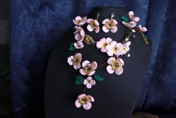 SOLD! 9852 Set Of Sakura blossom Hand Painted Massive Necklace+ Earrings - Image 5