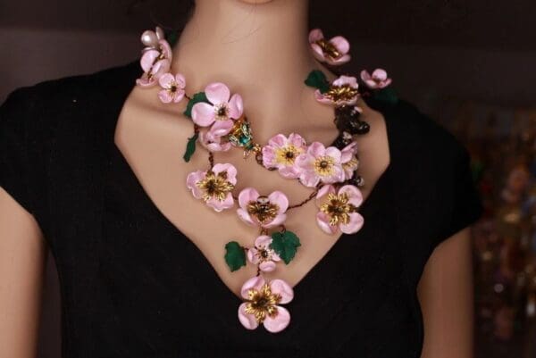 SOLD! 9852 Set Of Sakura blossom Hand Painted Massive Necklace+ Earrings - Image 8