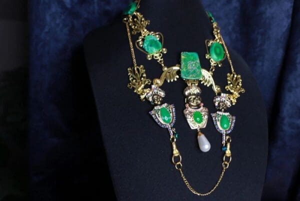 SOLD! 9875 Indian Revival With Hand Painted Parrots On Genuine Agate Large Necklace - Image 5