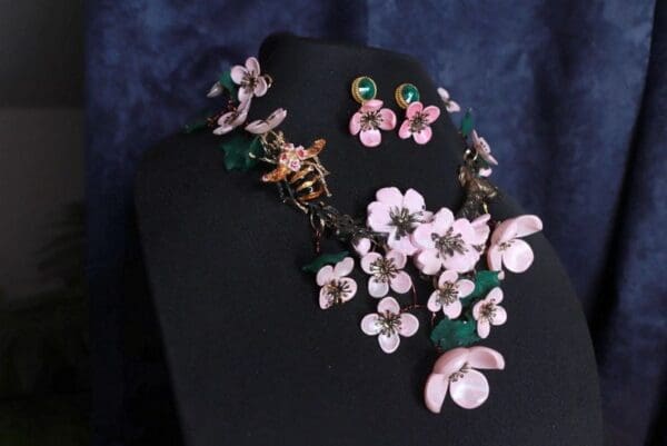 SOLD! 9884 Set Of Sakura blossom Hand Painted Massive Necklace+ Earrings - Image 3