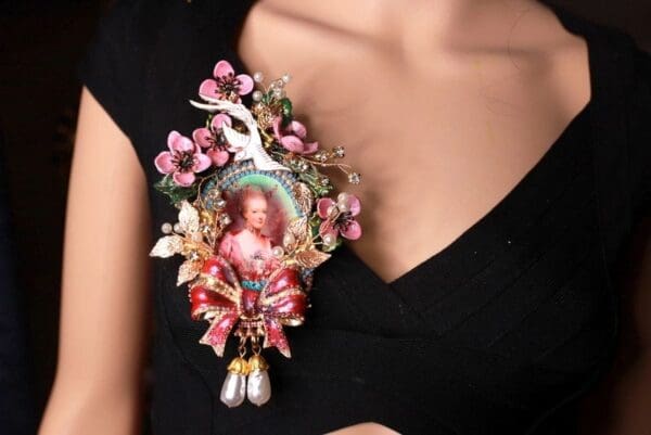 SOLD! 9888 Marie Antoinette Butterfly Pin Brooch - Image 7