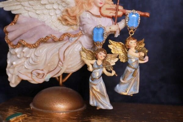 SOLD! 9889 Baroque Vintage Style Chubby Cherubs Studs Earrings
