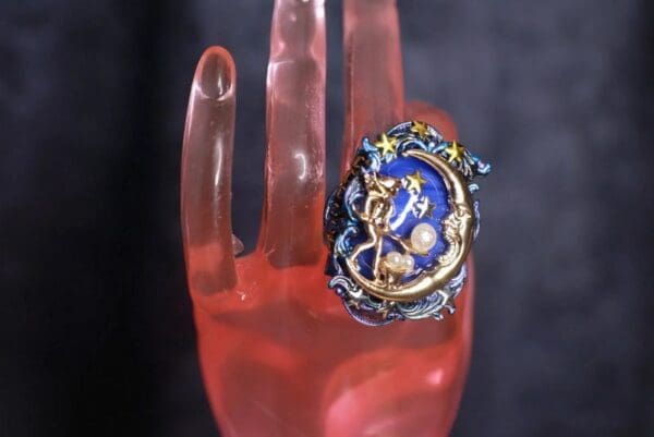 SOLD! 9911 Baroque Feeding Moon Genuine Agate Cocktail Ring - Image 4