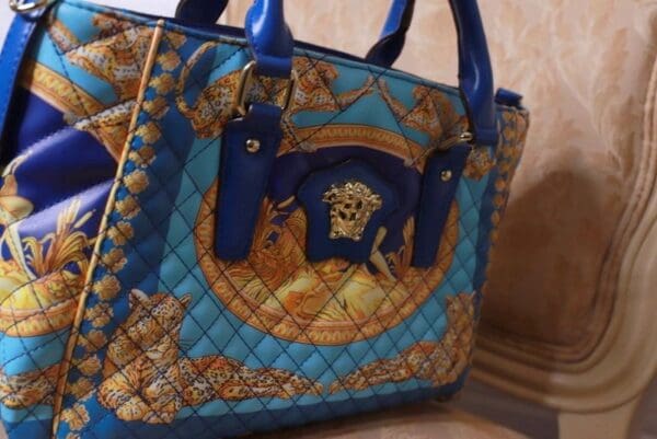 SOLD! 9924 Runway Designer Baroque Print Handbag - Image 6