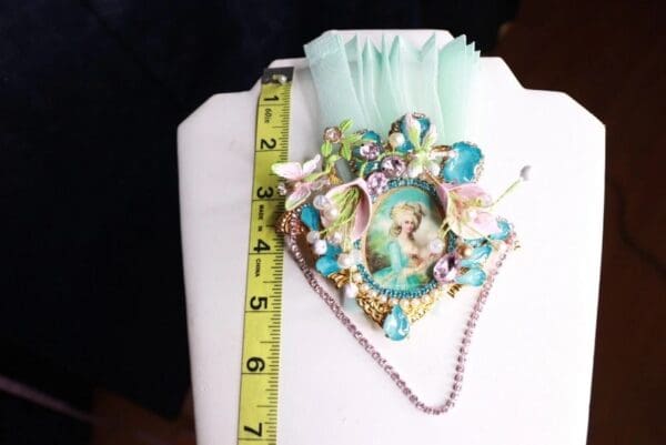 SOLD! 9969 Marie Antoinette Fan Pin Fancy Aqua Brooch - Image 5