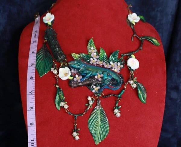 SOLD! 10000 Hand Painted Vivid Iguana Necklace - Image 4