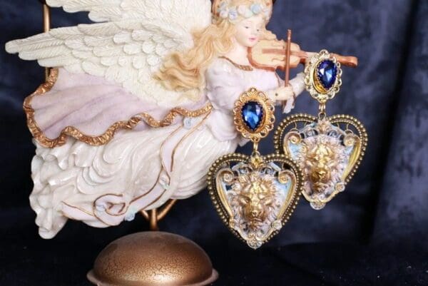 SOLD! 10013 Baroque Lion Vintage Style Earrings Studs - Image 2