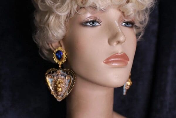 SOLD! 10013 Baroque Lion Vintage Style Earrings Studs - Image 5