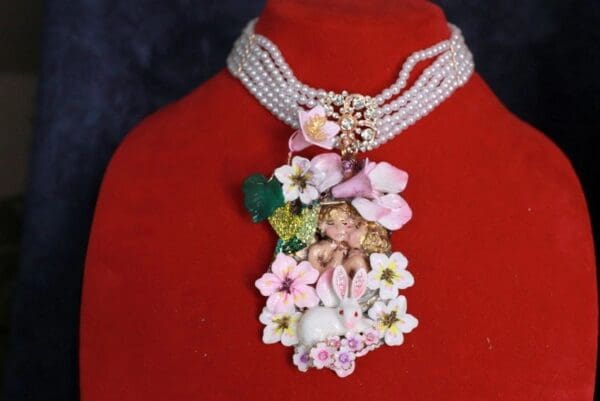 SOLD! 10025 Art Nouveau Bunny Cherubs Pearl Necklace - Image 3