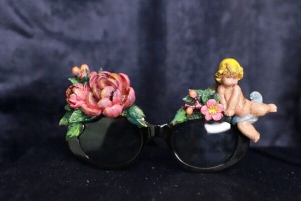 SOLD! 10033 Baroque Vivid Cherub Angel Embellished Sunglasses