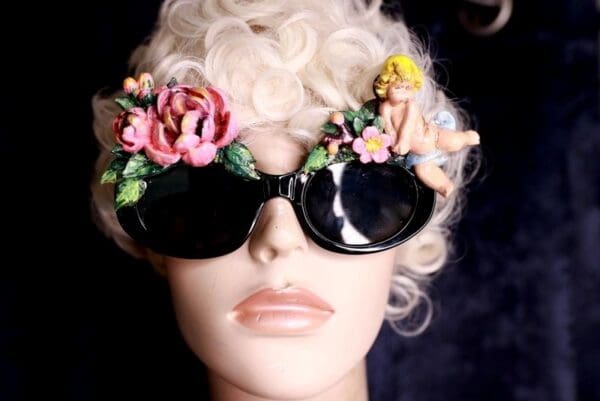 SOLD! 10033 Baroque Vivid Cherub Angel Embellished Sunglasses - Image 6