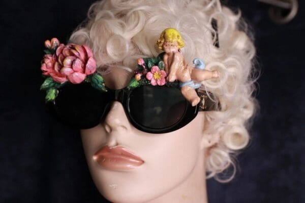 SOLD! 10033 Baroque Vivid Cherub Angel Embellished Sunglasses - Image 8