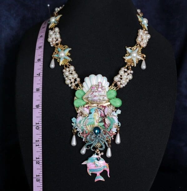 SOLD! 10048 Just The Necklace Birth Of Venus Large Necklace - Image 4