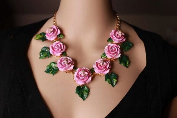 SOLD! 10049 Baroque Bee Vivid Roses Massive Necklace - Image 9