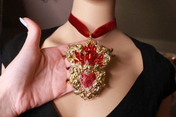 SOLD! 10055 Baroque Red Sacred Heart Velvet Choker Pendant Necklace - Image 3