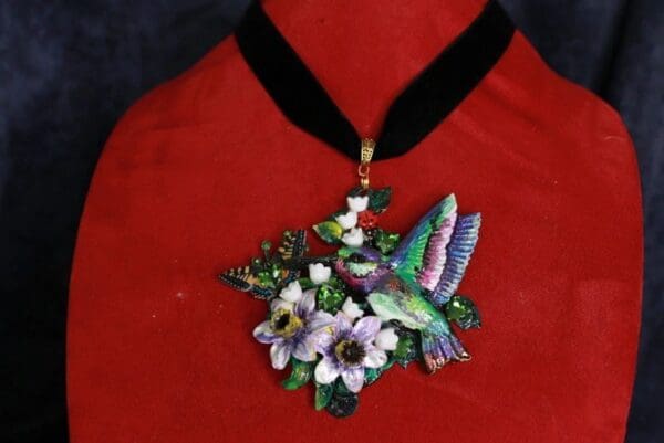 SOLD! 10056 Art Jewelry Hummingbird Velvet Choker Pendant Necklace - Image 4