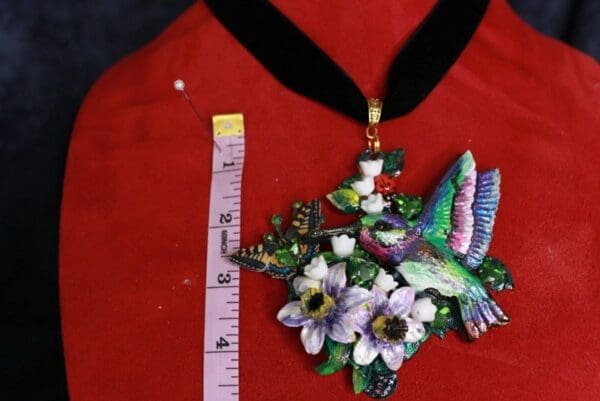 SOLD! 10056 Art Jewelry Hummingbird Velvet Choker Pendant Necklace - Image 5