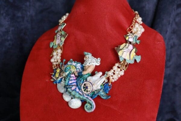 SOLD! 10057 Genuine Biwa Pearlz Neptun Poseidon Shell Necklace - Image 4
