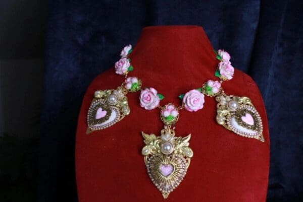 SOLD! 10061 Baroque Sacred Pink Hearts Roses Necklace - Image 5