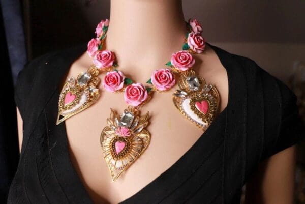 SOLD! 10071 Baroque Sacred Pink Hearts Roses Necklace - Image 10
