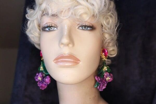 SOLD! 10076 Baroque Vivid Iris Earrings Studs - Image 4
