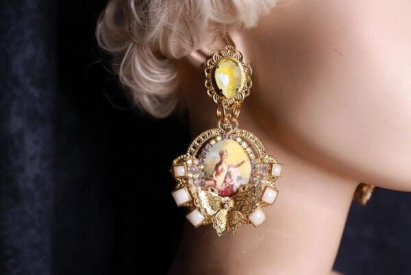 SOLD! 10101 Victorian Cameo Bee Long Earrings Studs - Image 2