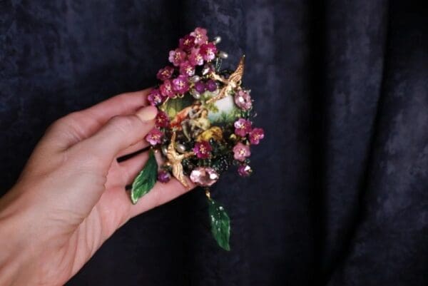 SOLD! 10104 Set Of Brooch Plus Earrings Cameo Victorian Purple Flowers Brooch - Image 3