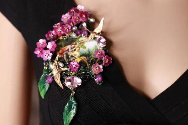SOLD! 10104 Set Of Brooch Plus Earrings Cameo Victorian Purple Flowers Brooch - Image 5