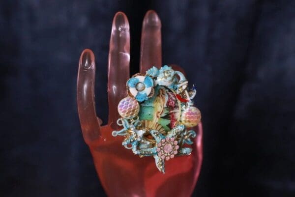 SOLD! 10107 Birth Of Venus Cocktail Adjustable Ring - Image 5