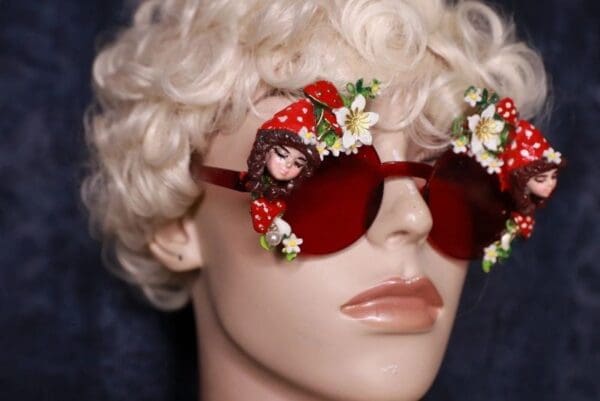 SOLD! 10111 Reshod cartoon Embellished Sunglasses - Image 8