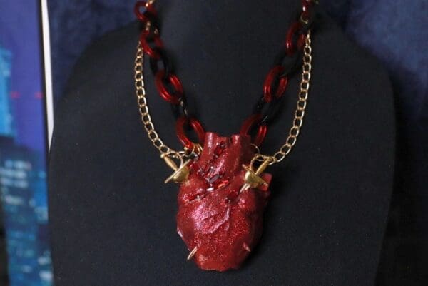 SOLD! 10112 Baroque Massive Red Heart Necklace - Image 2