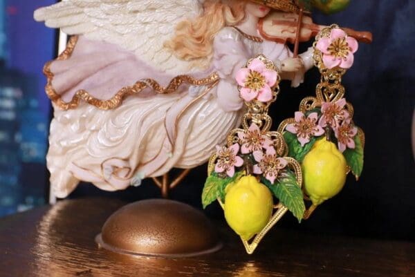 SOLD! 10115 Baroque Lemon Pink flower Earrings Studs - Image 2