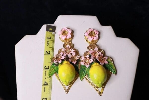 SOLD! 10115 Baroque Lemon Pink flower Earrings Studs - Image 3