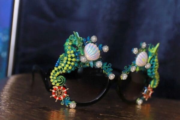 SOLD! 10117 Nautical Seahorse Embellished Sunglasses - Image 4