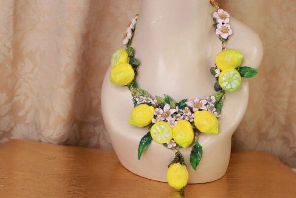 SOLD! 10124 Set Of Baroque 3D Effect Lemon Fruit Statement Necklace+ Earrings - Image 4