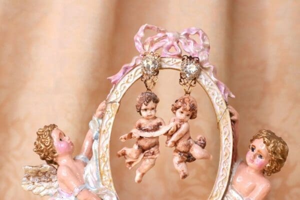 SOLD! 10127 Cherubs Angels Baroque Vintage Style Earrings Studs - Image 4