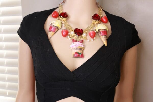 SOLD! 10137 Set Of Birthday Ice Cream Realistic Necklace+ Earrings - Image 7