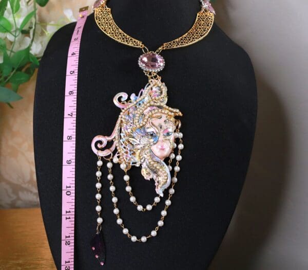 SOLD! 10140 Venetian Mask Pearl Massive Necklace - Image 4
