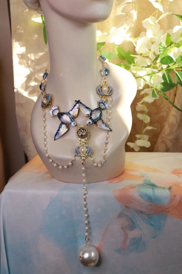 SOLD! 10141 Art Nouveau Birds Swallows Nest Massive Pearl Necklace