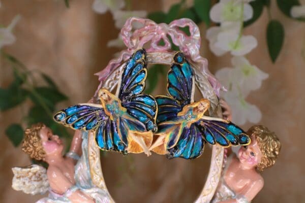 SOLD! 10151 Lightweight Lady Butterfly Iridescent Earrings Studs - Image 2