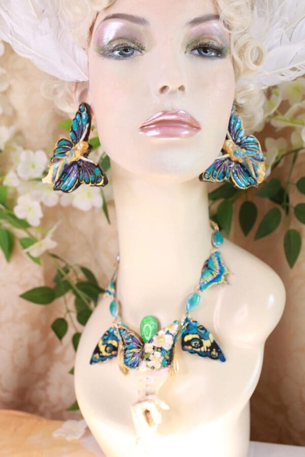 SOLD! 10151 Lightweight Lady Butterfly Iridescent Earrings Studs - Image 7