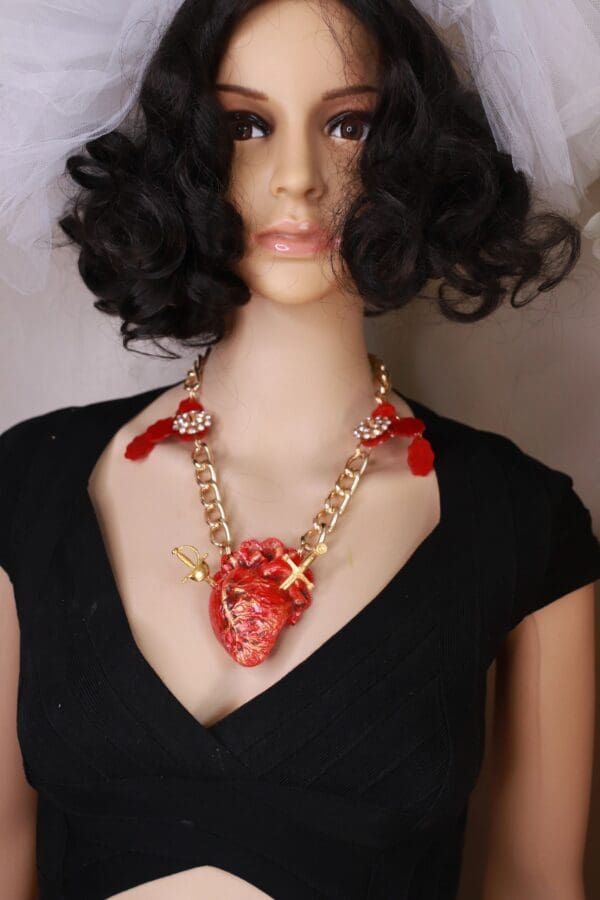 SOLD! 10153 Realistic Hearts Swords Necklace - Image 7